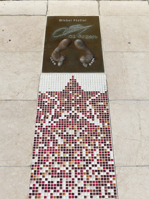 再次将几位 再次将几位